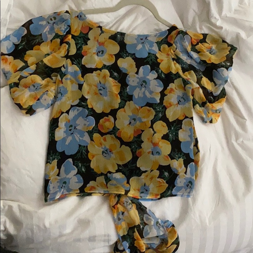 Club Monaco Gussie Top Chemise Black Base.